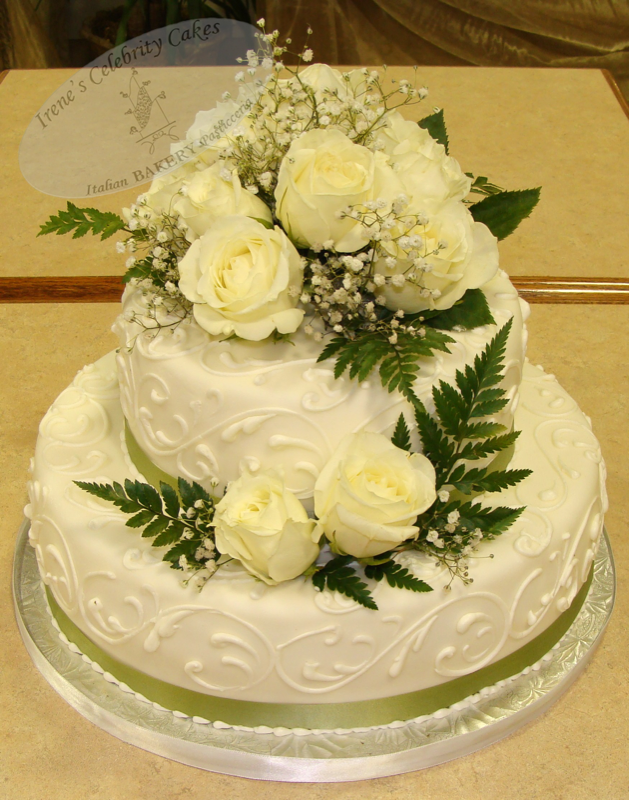 Elegant wedding cake